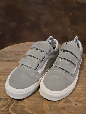 VANS Old Skool V Sage Green Suede Sneakers Women’s 9 Men’s 7.5 Hook & Loop